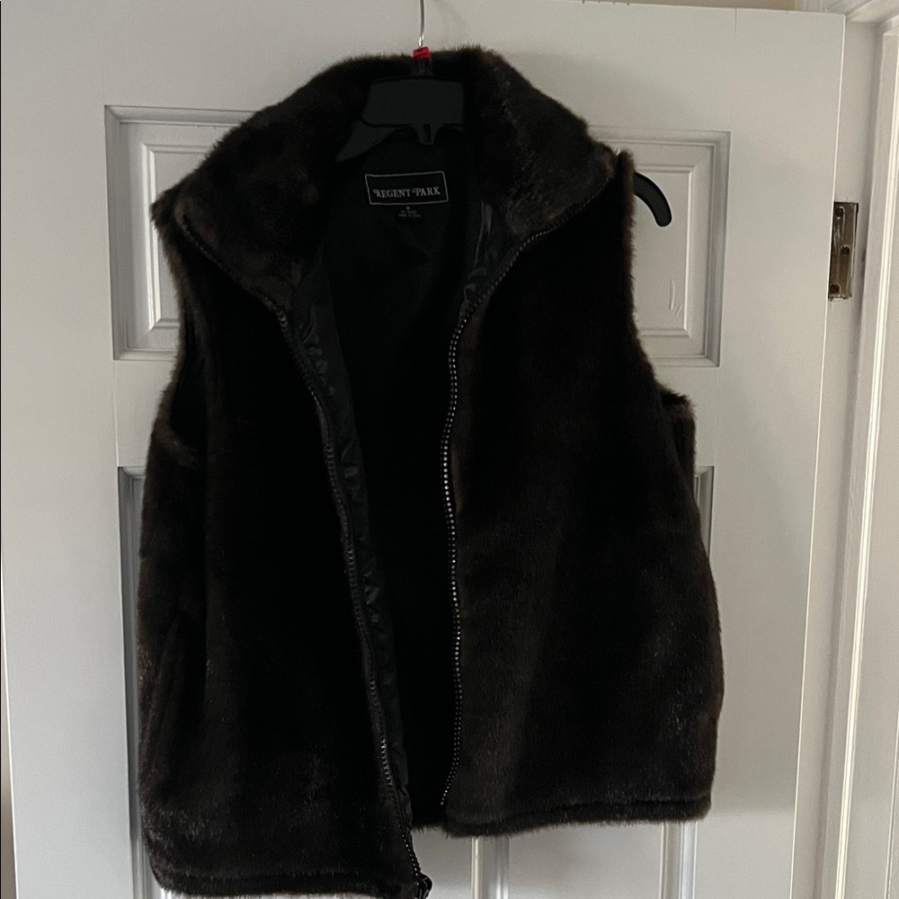 Faux Fur dark brown Vest